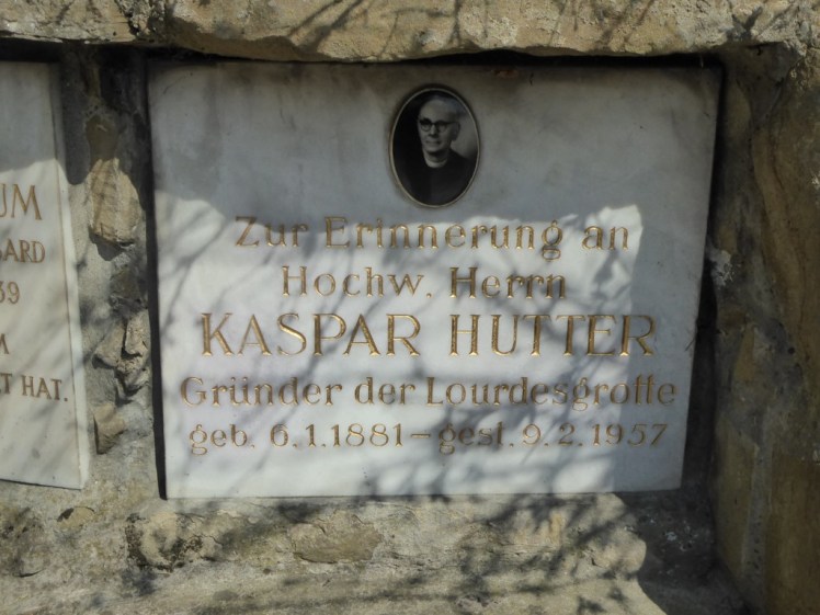 26 Lourdesgrotte Gründer