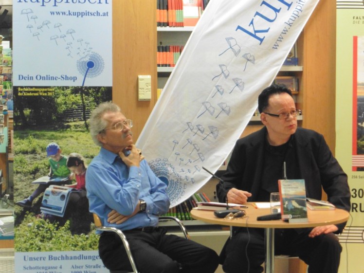 Autoren bei der Buchpräsentation