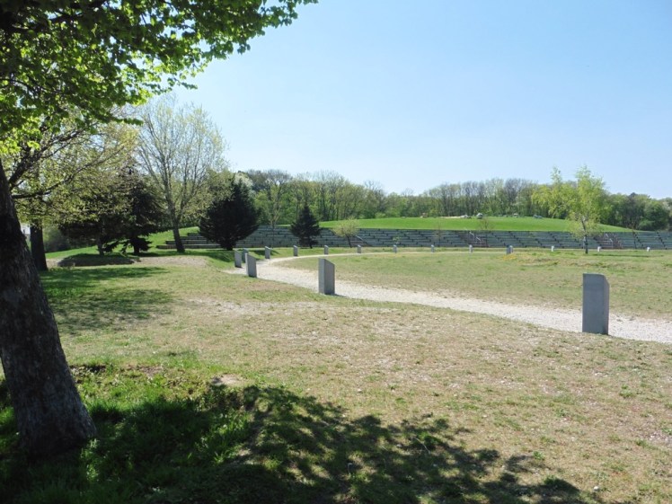 180419-26 Baumkreis.jpg