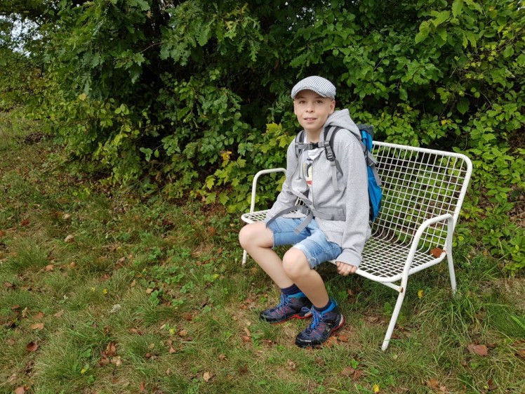 02 selbige Bank mit Moritz