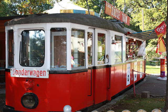 2914387609_1008b643e5_z