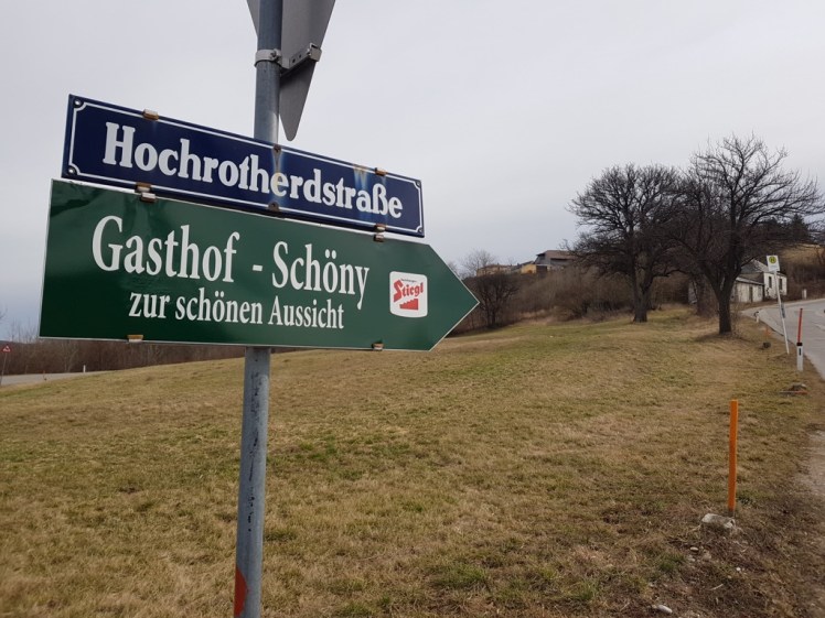 11 Schild Hochrotherdstraße mit h