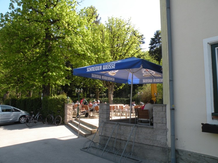 52 Gasthaus und Gastgarten Woeglerin 4
